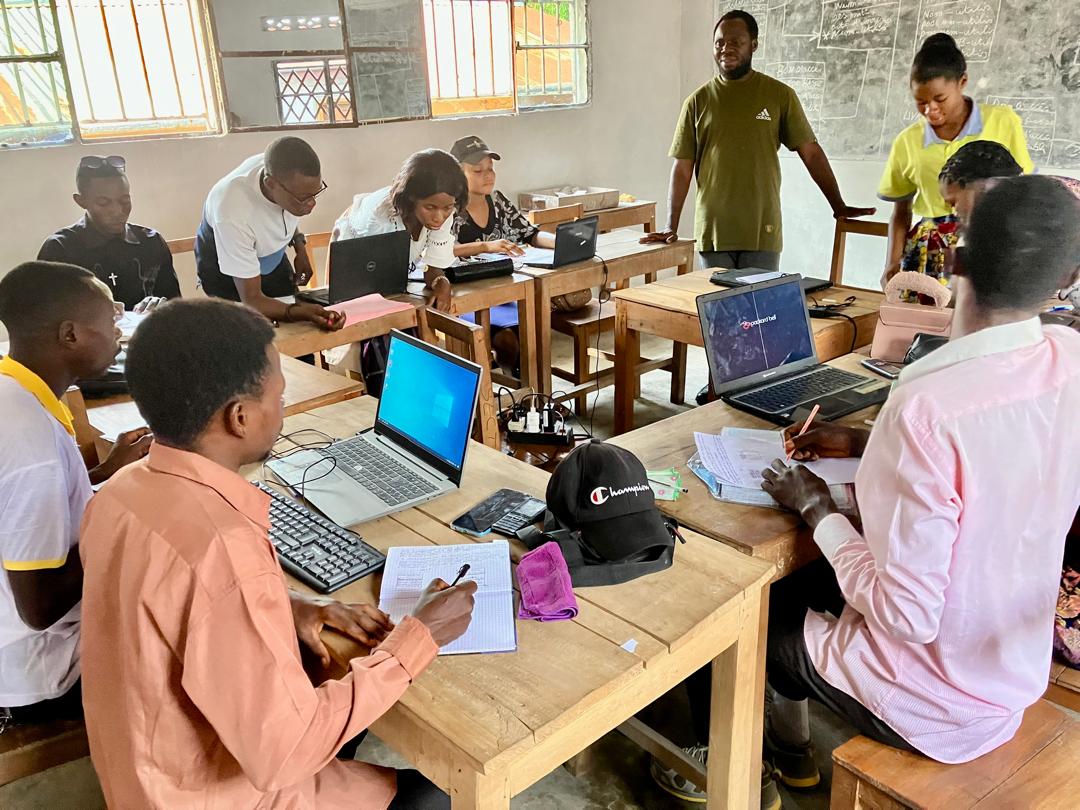 Accueil ISC-LOMAMI : Etudiants en gestion informatique